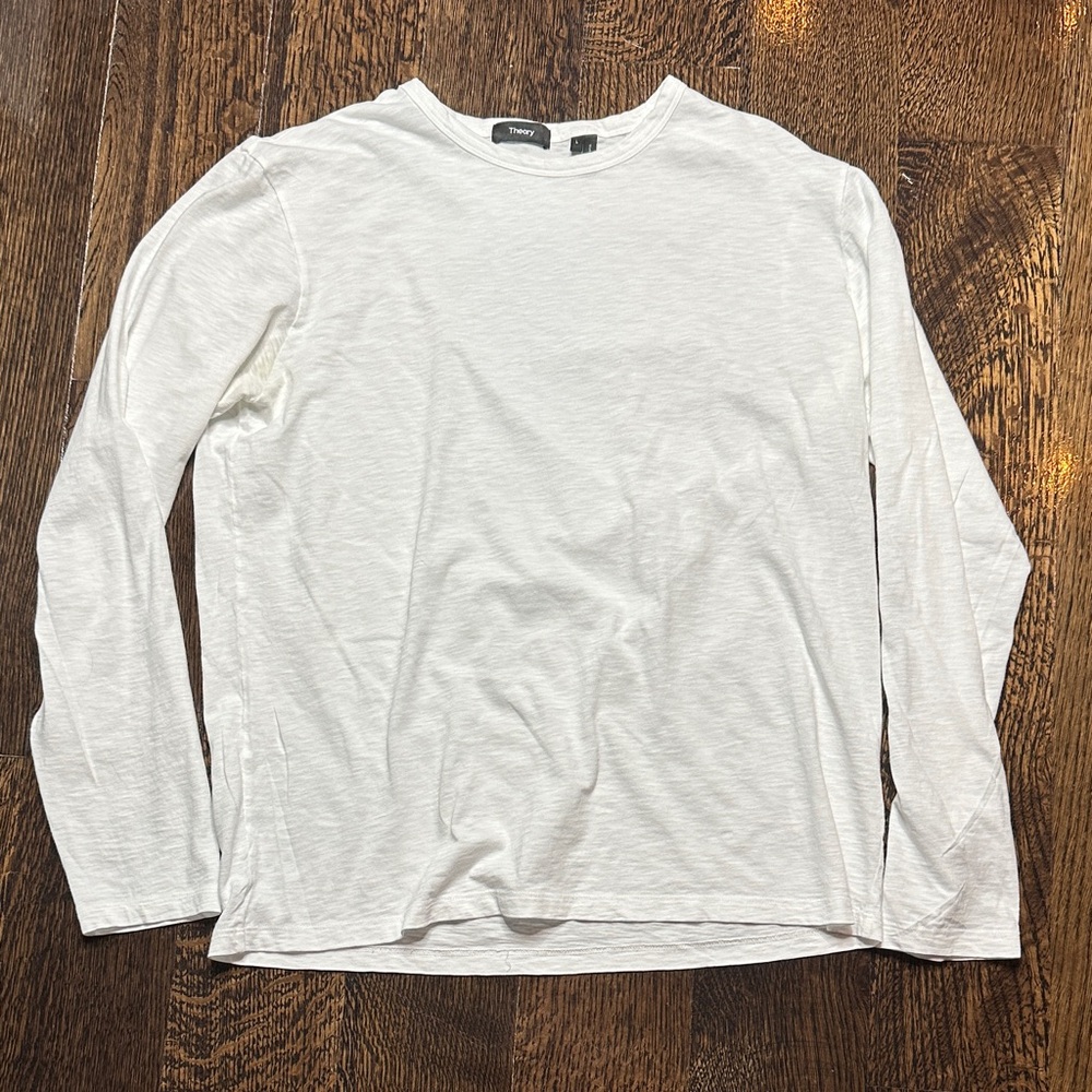 Theory Classic White Long Sleeve Tee